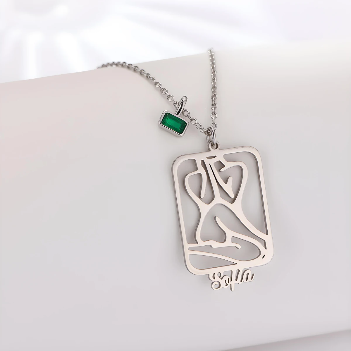 

Ожерелье-кулон с именем на заказ Chandler для женщин и девушек, винтажное украшение из нержавеющей стали, подарок-чокер