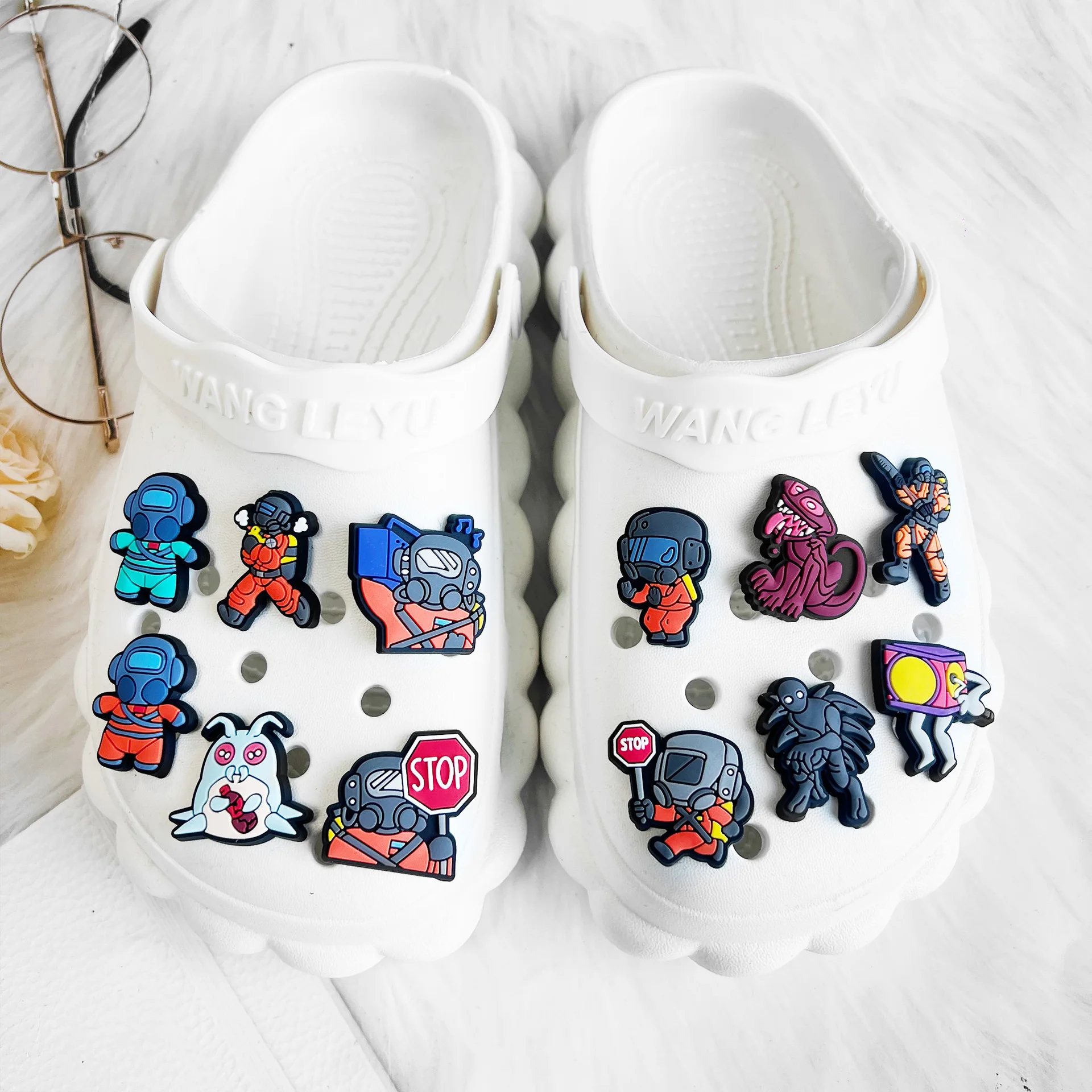 Sci-Fi Character Shoe Pins Space Suit&Monster Themed Shoe Clips PVC Shoe Buckles for Clogs Compatible with Backpacks&Wristbands