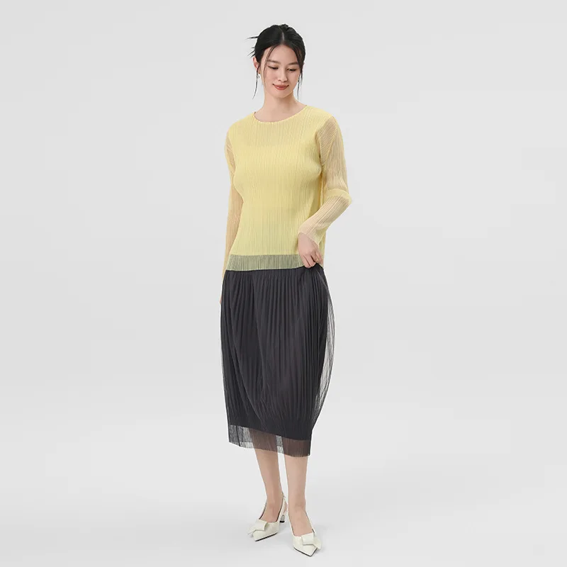 Counter Quality Miyake Wrinkle Set Spring and Summer Mesh T-shirt Slimming Skirt Korean Style Commuter Set
