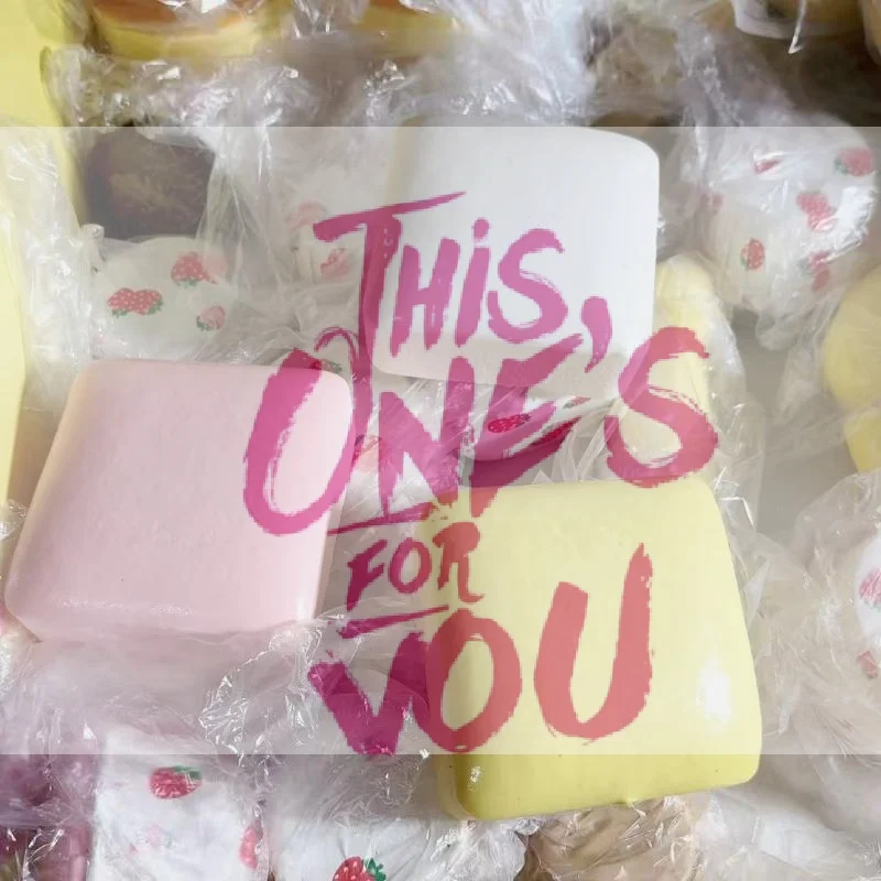 【BS】ของเล่นบีบเค้กสี่เหลี่ยม 1 ชิ้น ของเล่นบีบคลายเครียด น่ารัก บีบแล้วคืนรูปช้าๆ ของเล่นฝึกสมาธิ สำหรับผู้ใหญ่และเด็ก ของขวัญ