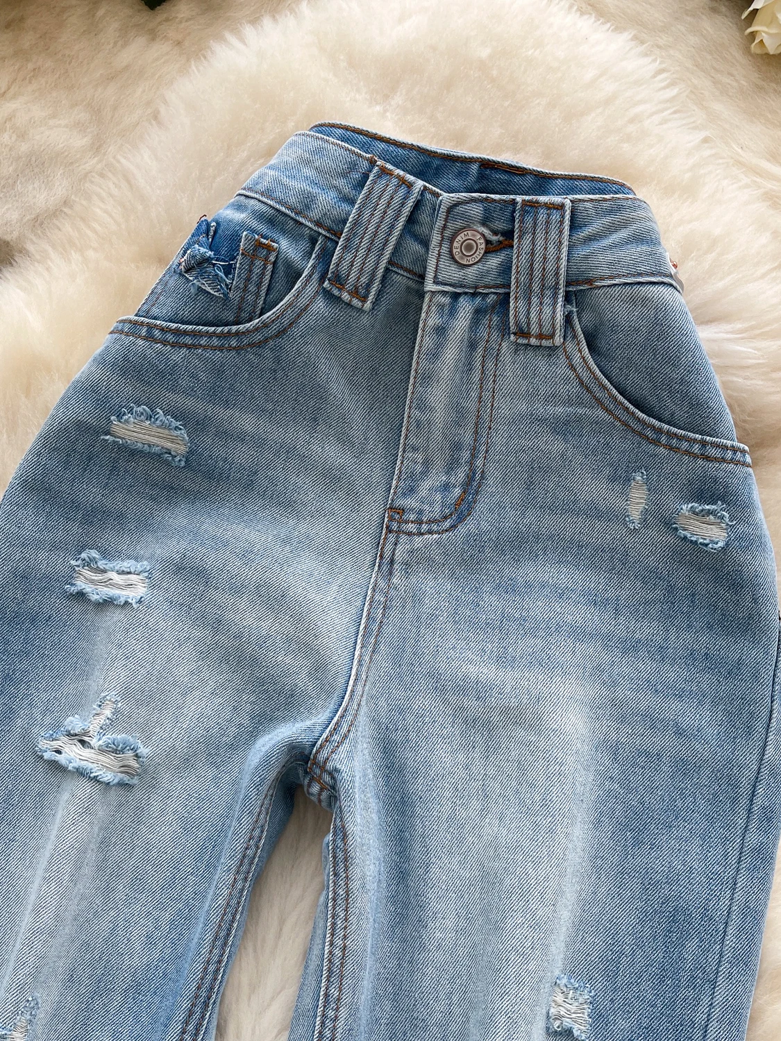 Korean Faion High Waist Denim Jeans Women's Design Sensation Small Cro Hole Casual Loose Slimming Wide Leg Pants