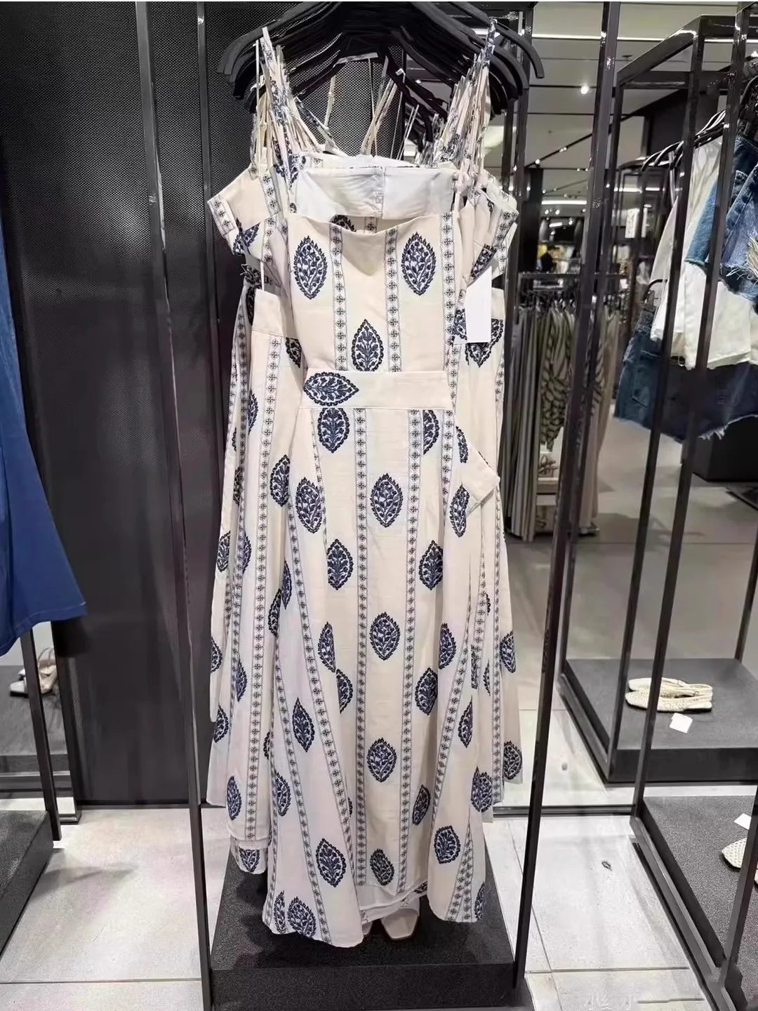 Faionable bestickte aushöhlen Gürtel Midi Dr Damen hohe Taille A-Linie Rock Sle Sommer neue Ankunft koreanische Sle