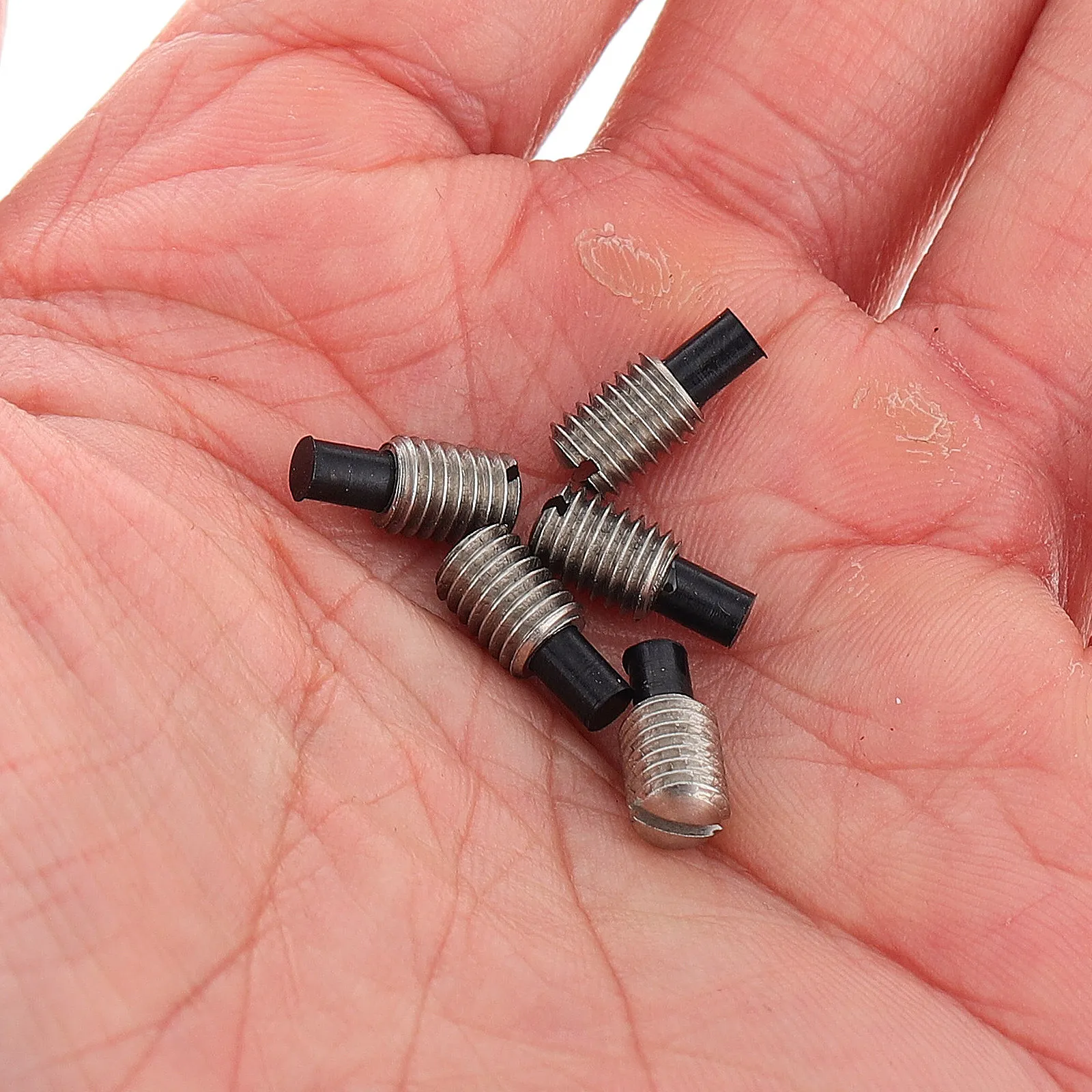 

Набор из 5 высокоэффективных полых винтов для саксофона из латуни и нержавеющей стали с клейким слоем для ремонта и фиксации деревянных духовых инструментов