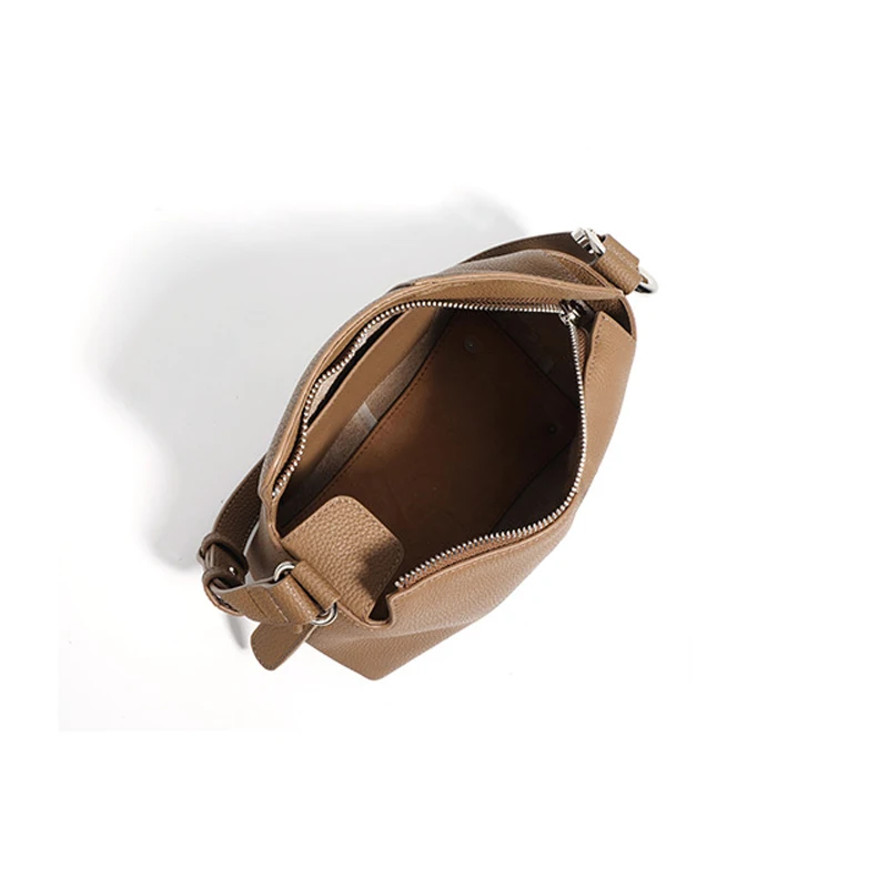 กระเป๋าถือใต้วงแขนหนังแท้สำหรับผู้หญิง รุ่นใหม่ สไตล์สปริง ใช้งานได้หลากหลาย สะพายไหล่ สะพายข้าง หรือถือด้วยมือ ดีไซน์เก๋ไก๋ทันสมัย