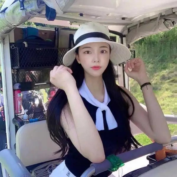 Women Breathable Golf Sun Cap Four‑Season Anti‑UV Sun‑Protection Lightweight Outdoor Ladies Golf Sports Hat view 4