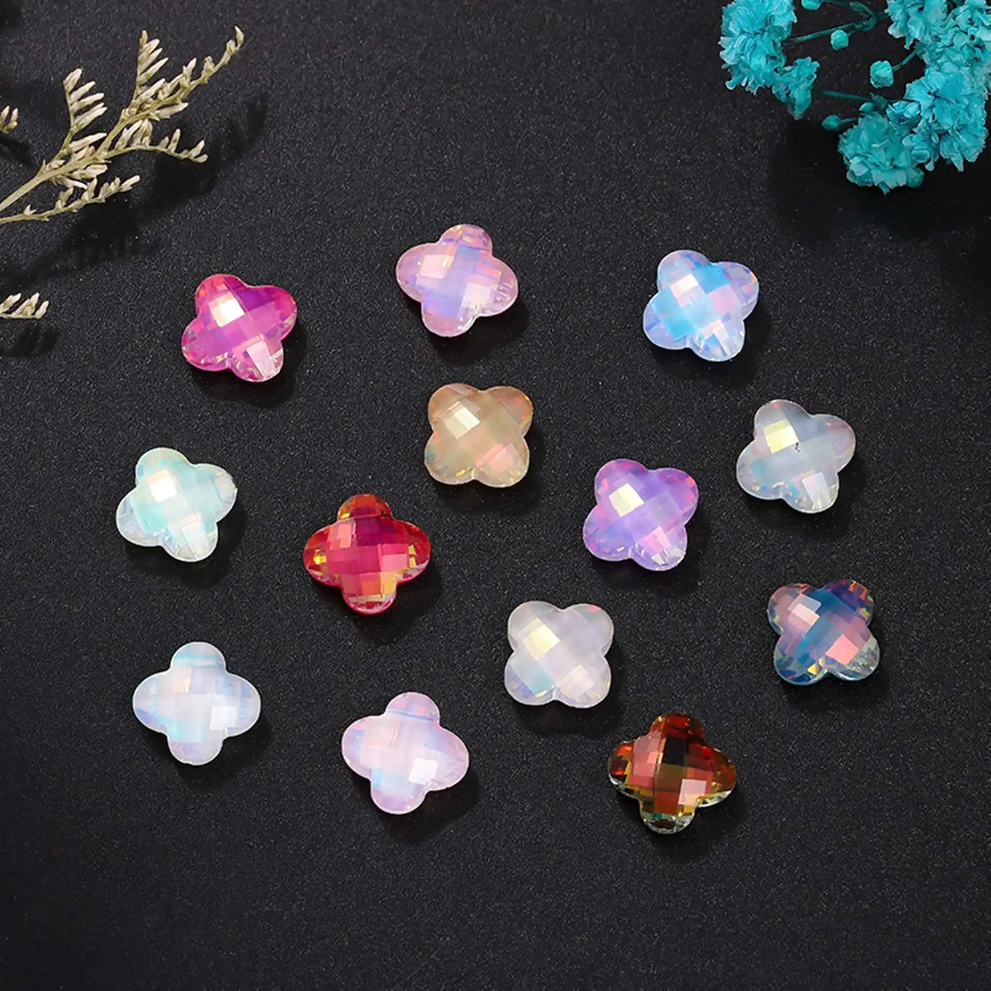 50pcs/lot 8x8mm new magic color three-dimensional four-leaf clover style glass jewelry No holes diy jewelry accessories