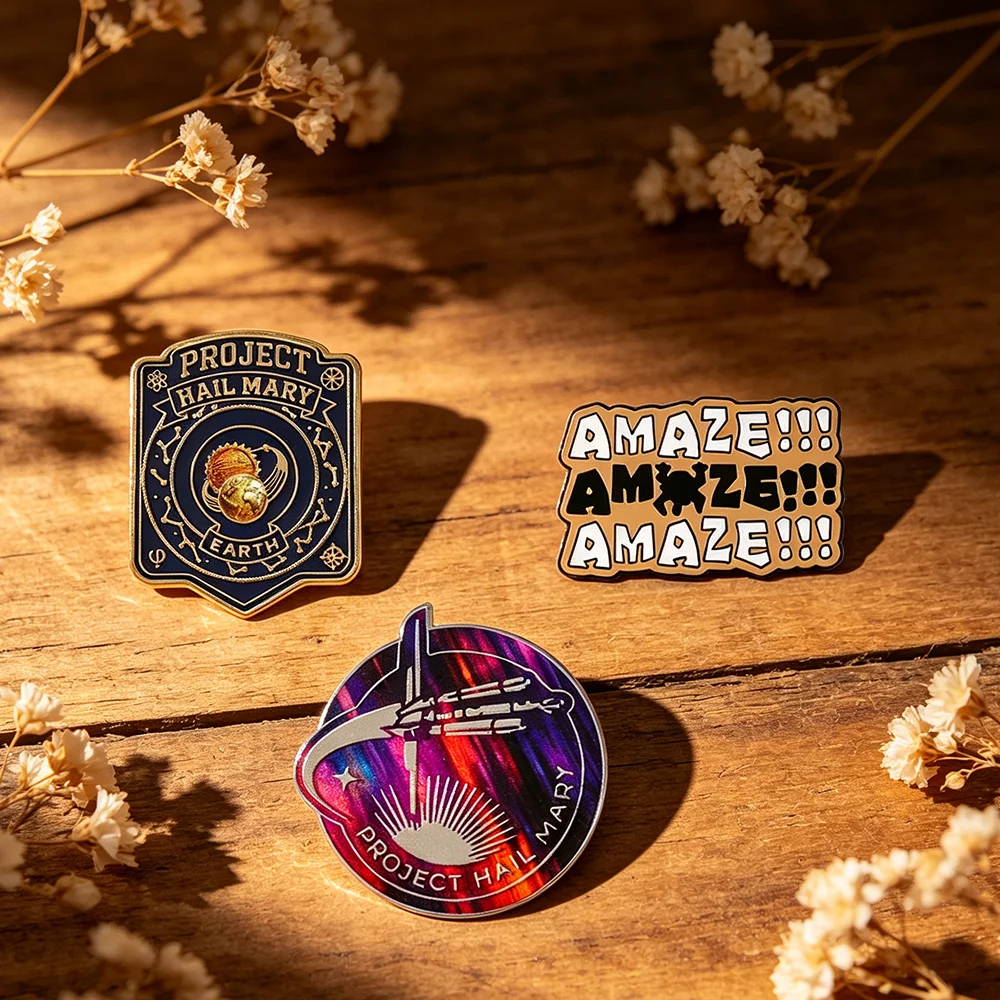 Project Hail Mary Emaille-Anstecknadel Film-Fan-Kollektion Merchandise Rucksack-Anhänger Geburtstagsgeschenk für Frauen Weihnachtsgeschenk – Detail 1