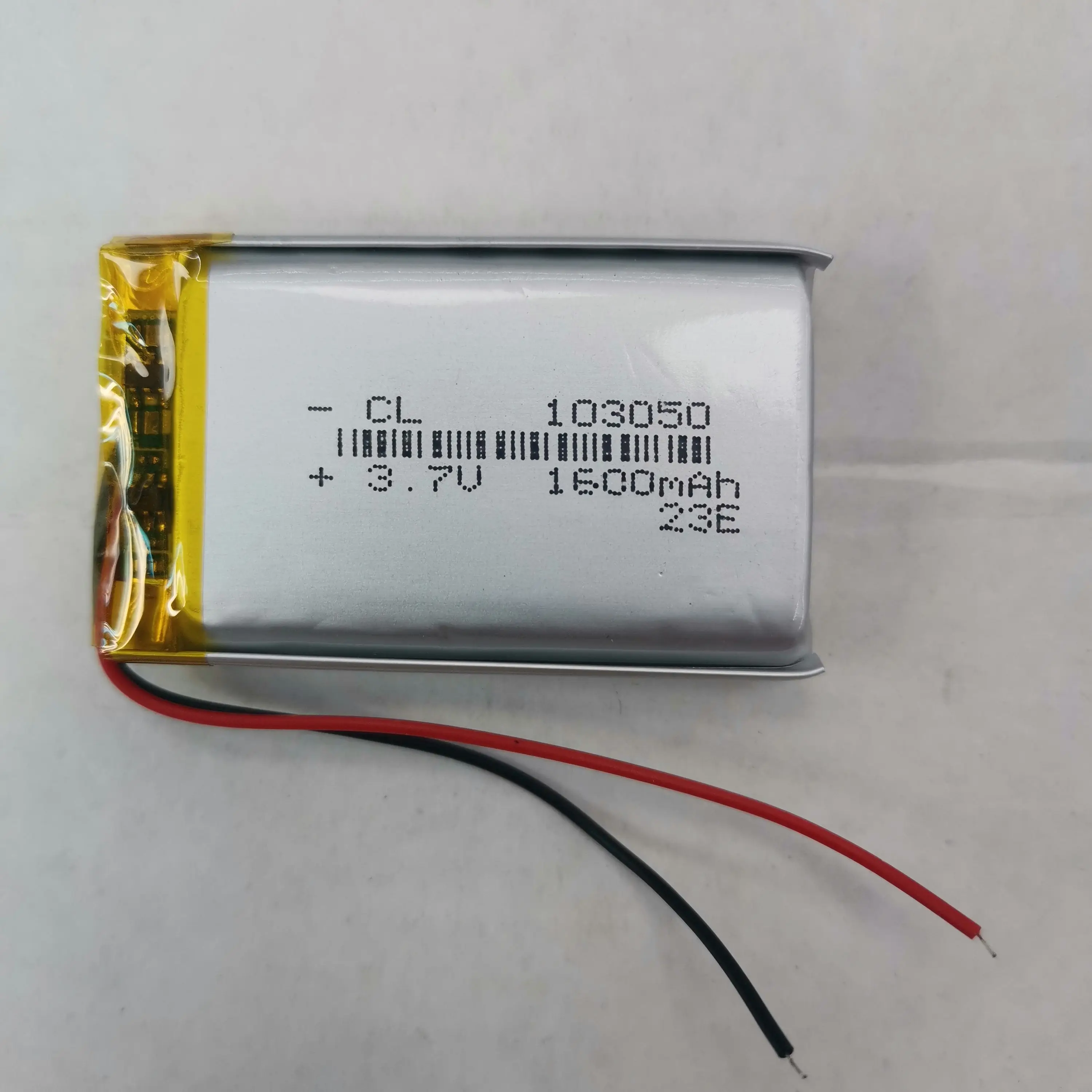 3.7V 2 wires 103050 103050P lithium battery with protection board , used for bluetooth MP4 1pcs/lot