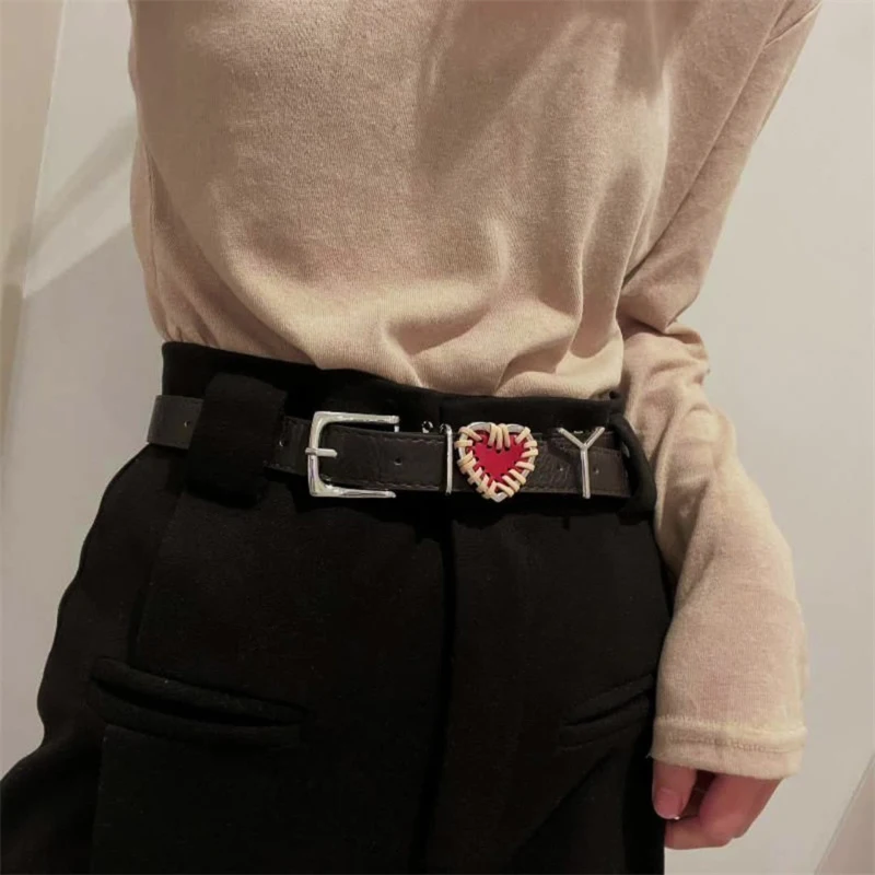 

1PC Red Heart Belt Retro Couple Style Fashion Belt Vintage Small Black Brown Casual PU Leather Belt Korean Style Retro Belt
