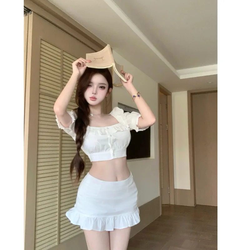

Sweet Cool Fashion Ultra-Short White Shirt Bubble Sleeve Women's New Style Half Skirt White Set Embellished Hemline Slim Fit