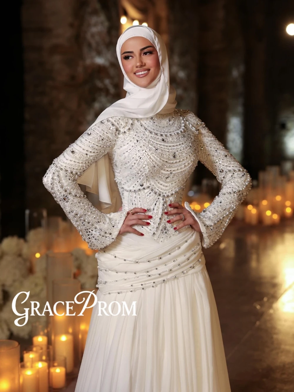 

White Beaded Muslim Wedding Dress Modest Long Sleeved High Neck Ruched Chiffon A Line Floor Length Customized Bridal Gown
