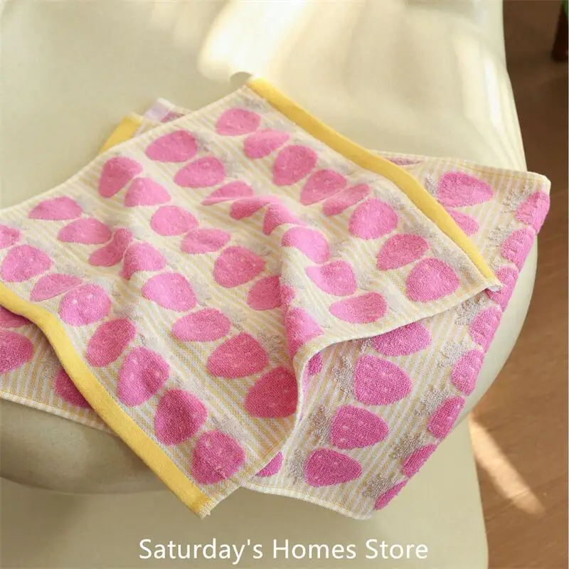 Strawberry Series Cotton Soft Face Towel for Kids Absorbent Bath Towel Comfortable Cotton Household Towel Beach Towels