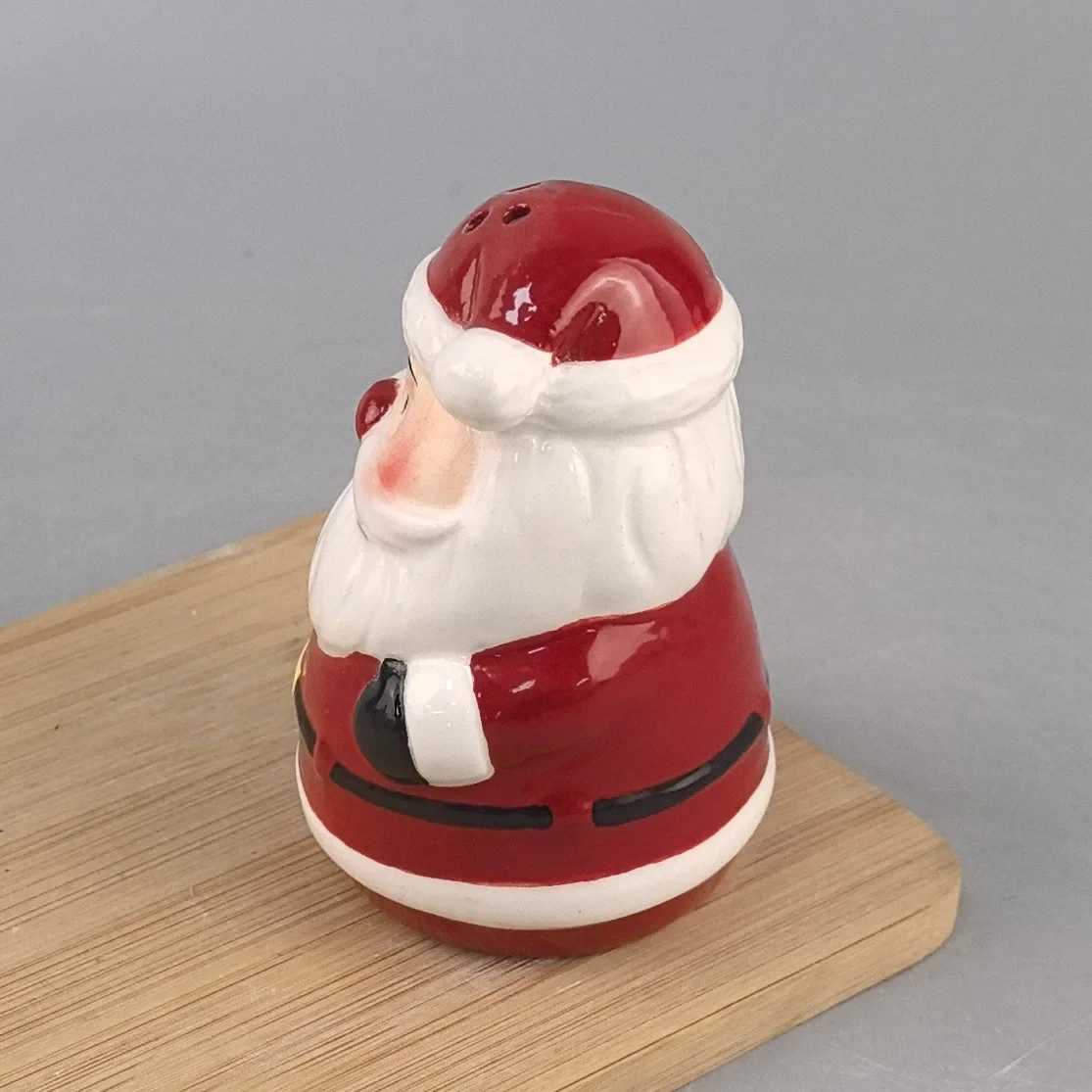 Nordic Creative Ceramic Spice Bottle Santa Claus Pepper Shaker Christmas Desktop Decorations Salt Shaker Kitchen Decoration
