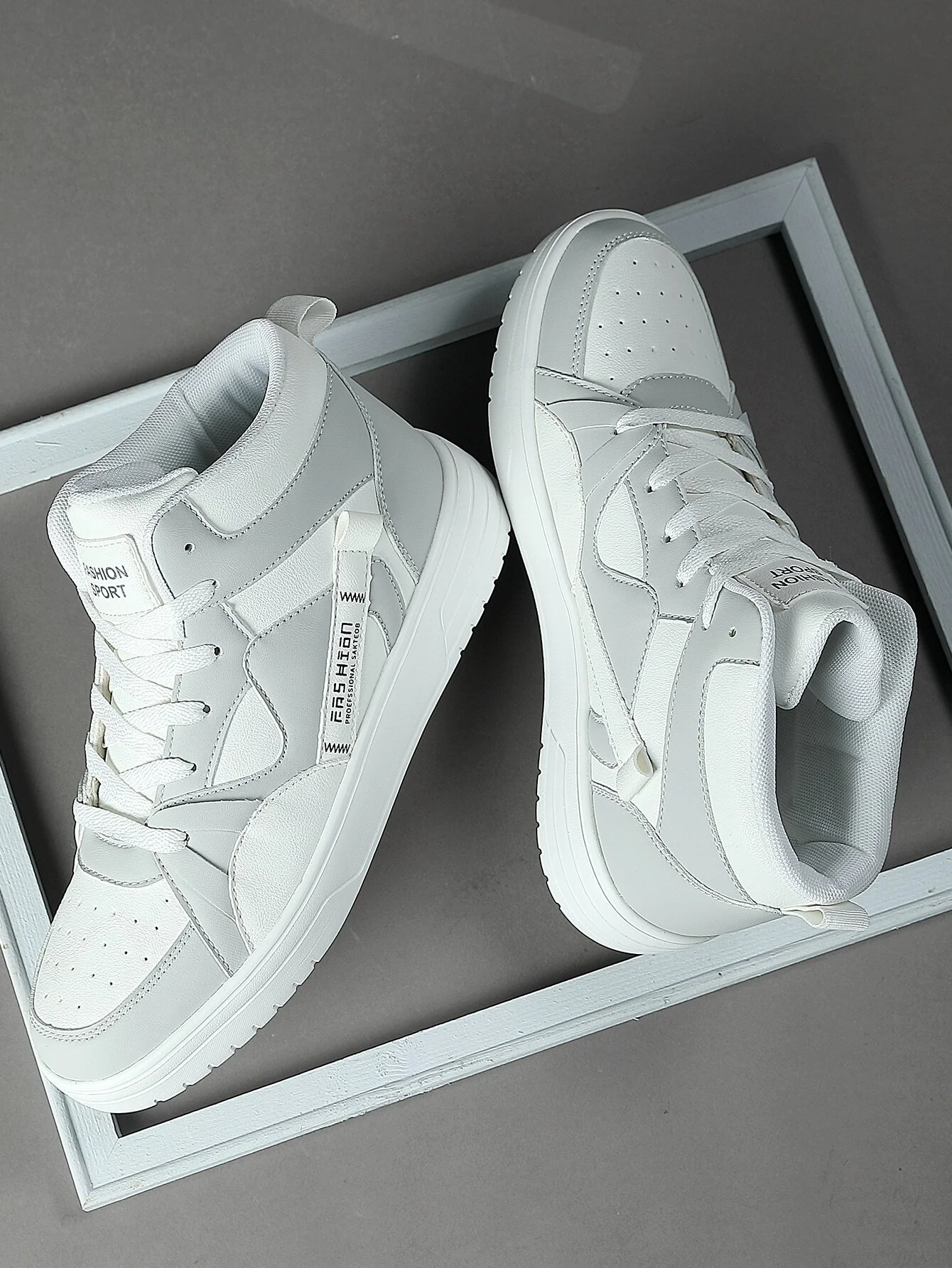 أحذية النساء في الهواء الطلق الصيف الخريف الجلود أحذية رياضية كاجوال موضة الرياضة المشي الجري الأحذية تنفس المدربين عادية