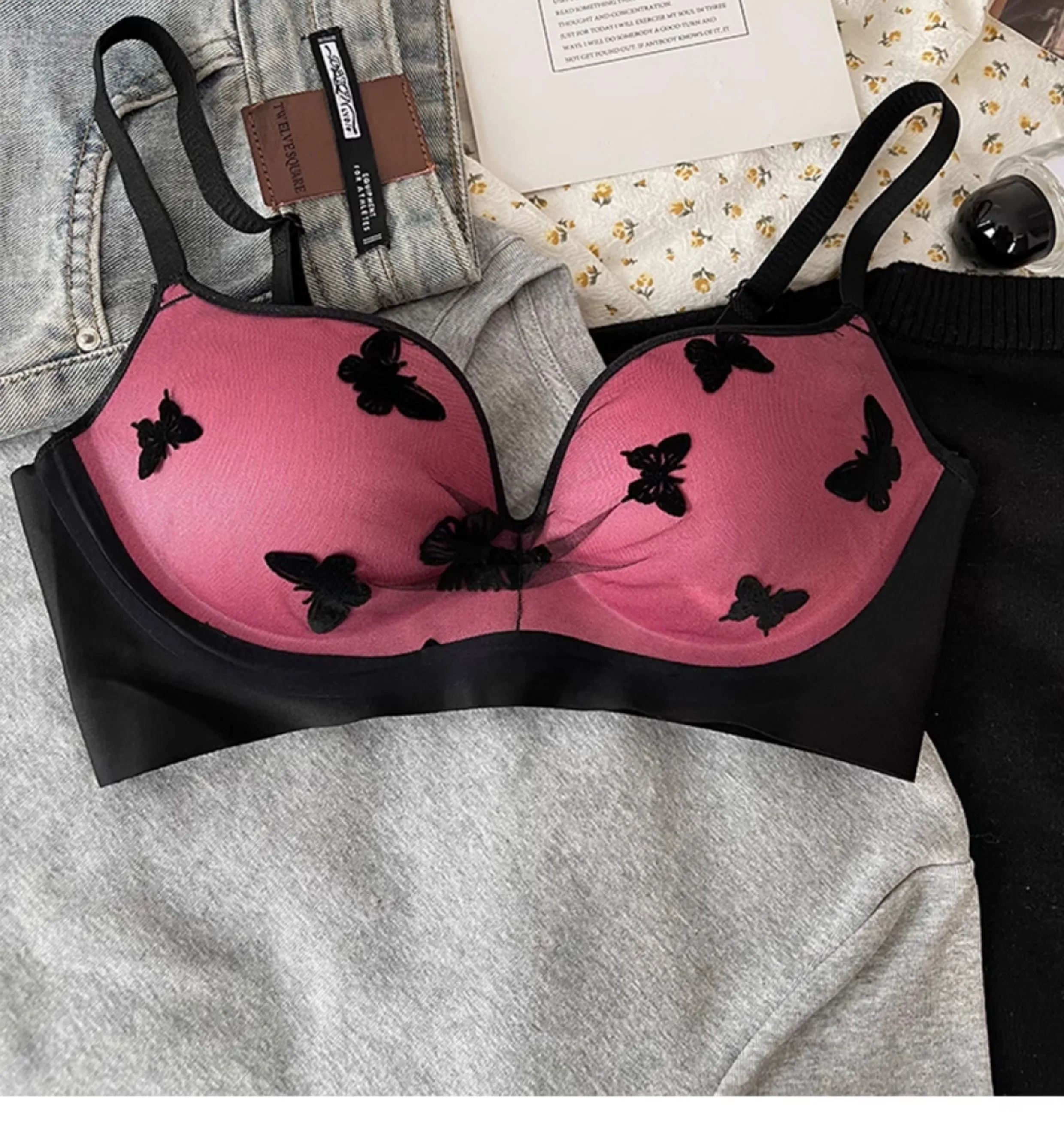 

French Lace Butterfly Bra Anti-Sagging Steel Ring Highlighted Sexy Pure Desire Lingerie Gathers for Women's Breast Support
