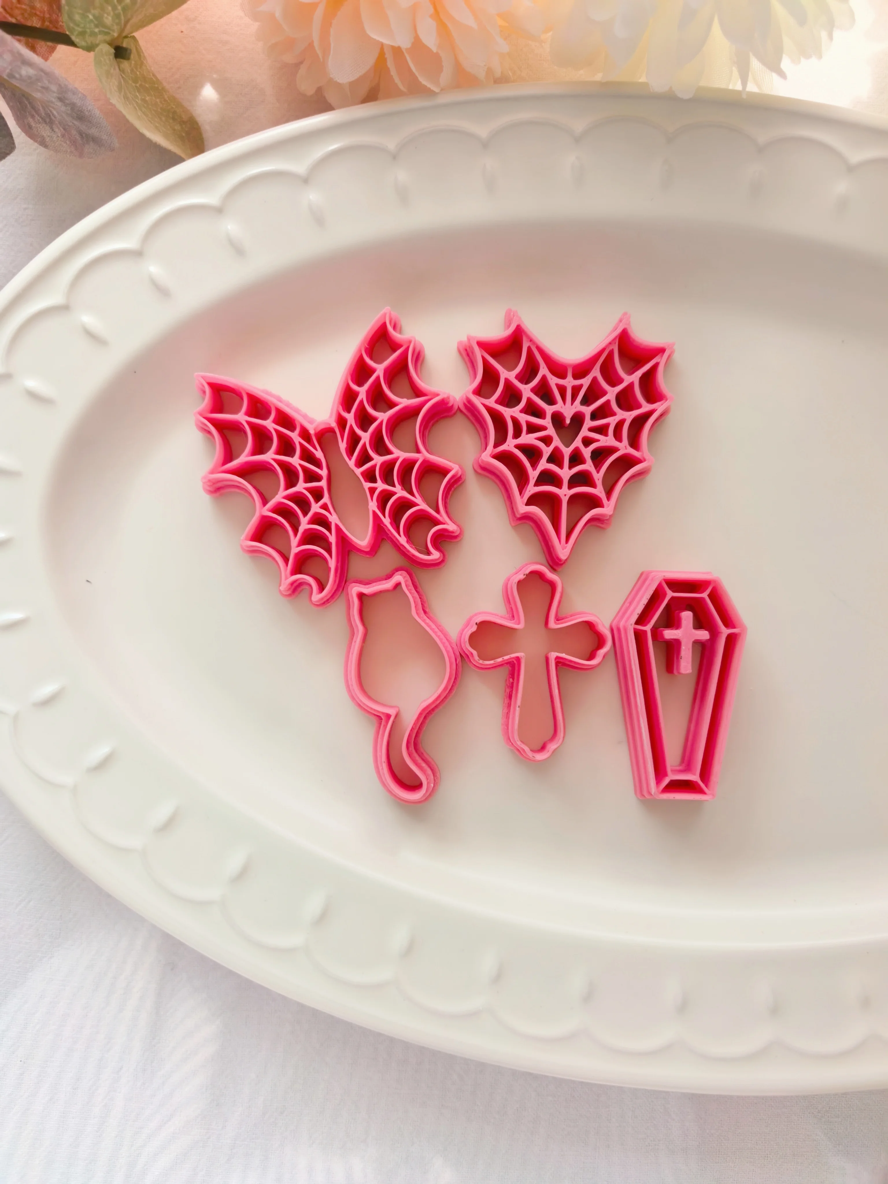 Halloween Serie Polymer Clay Cutter Bat Spider Web Cat Cross Coffin Shape Clay Cutting Dies, DIY Jewelry Making Tool For Earring view 4
