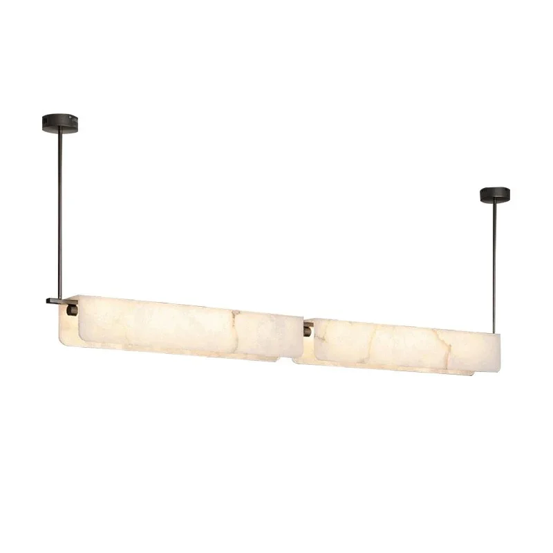 2025 جديد الفرنسية الإسبانية الرخام الطبيعي بريق الثريا ، عكس الضوء مصباح قلادة نحاسية طويلة لمطعم ، ضوء للسقف