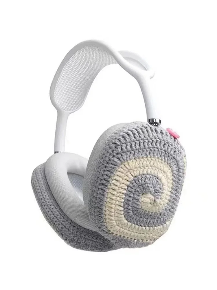 Hand crocheted wool earphone cover apple Airpodsmax earphone cover woven wool cover finished APM earphone cover