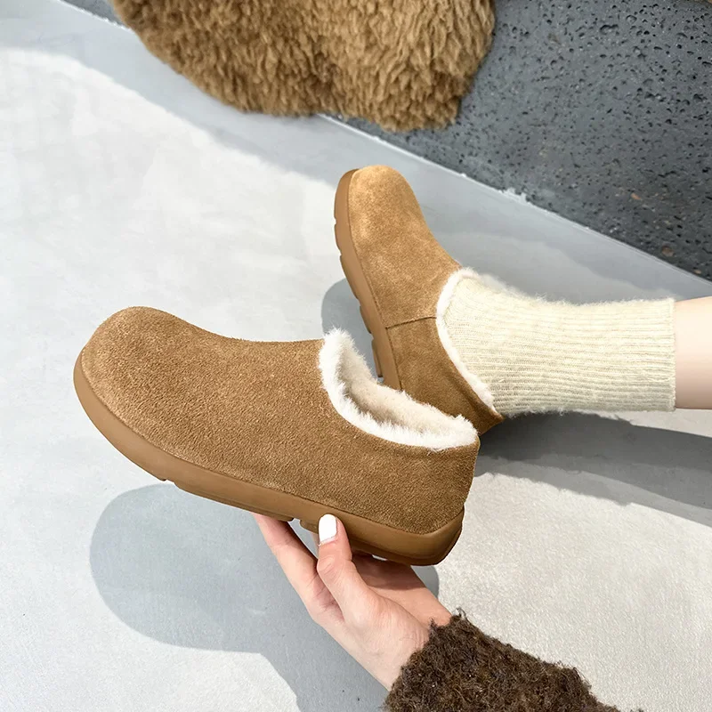 CICIYANG 2025 Flat-soled Women's Winter Shoes Plus Velvet Warm Female Shoes Large Size 35-40 Casual Big Toe Shoes Women