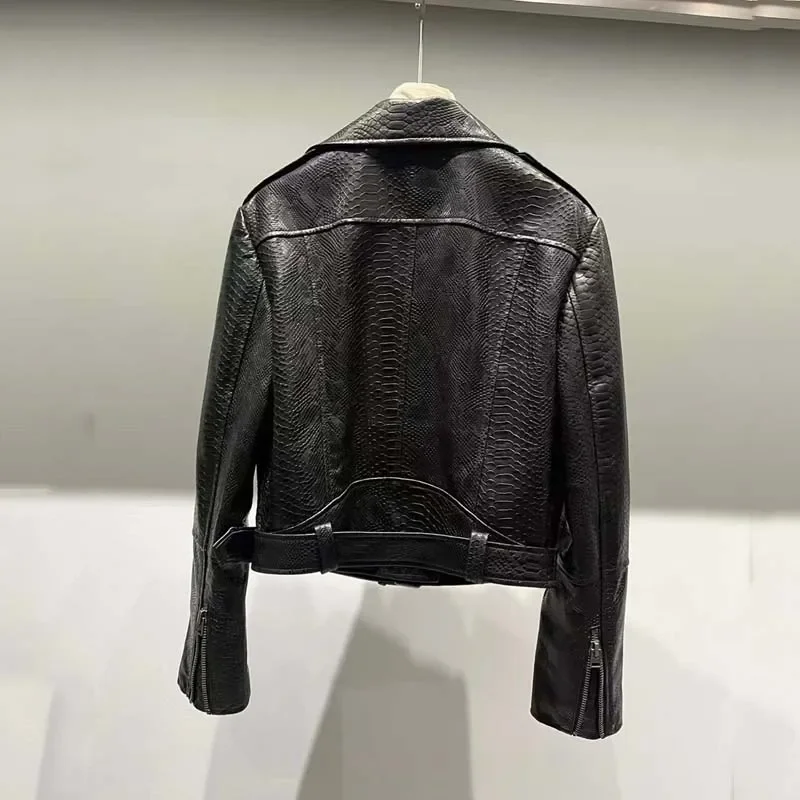 New fashion 2024 genuine leather jacket turn-down collar clothes suspension type immitation snakeskin grain short length