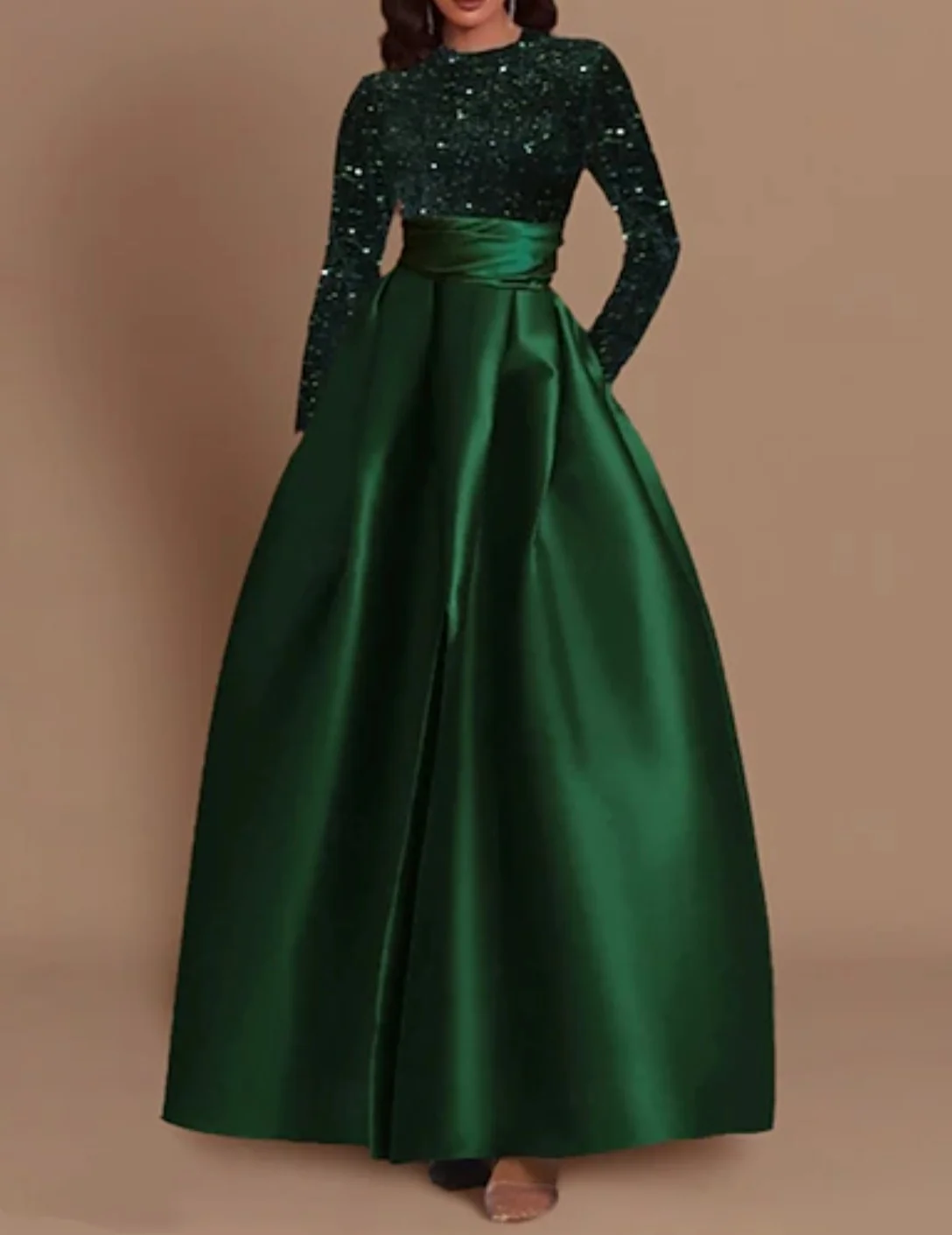 

Customized Long Green Satin Evening Dresses with Pockets A-Line Sequined Formal Party Floor Length Prom Dresses for Women