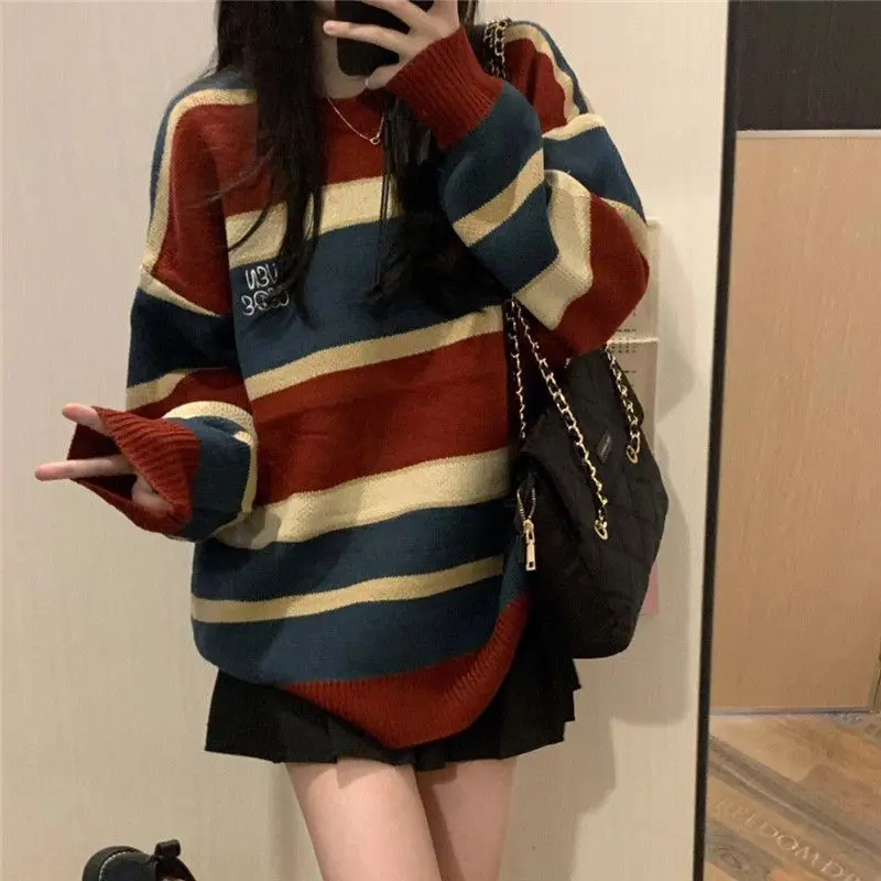 Women\'s AutumnWinter Fashion Elegant Round Neck Pullover Stripe Splice Casual Versatile Loose Long Sleeve Sweater Knit Tops