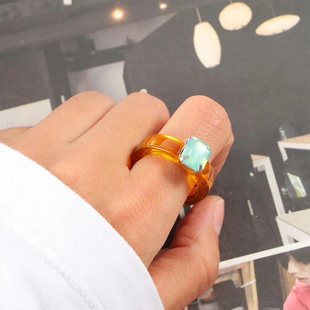 Trendy Fashion Jewelry Girls Acrylic Irregular Women Geometric Resin Rings Transparent Finger Ring