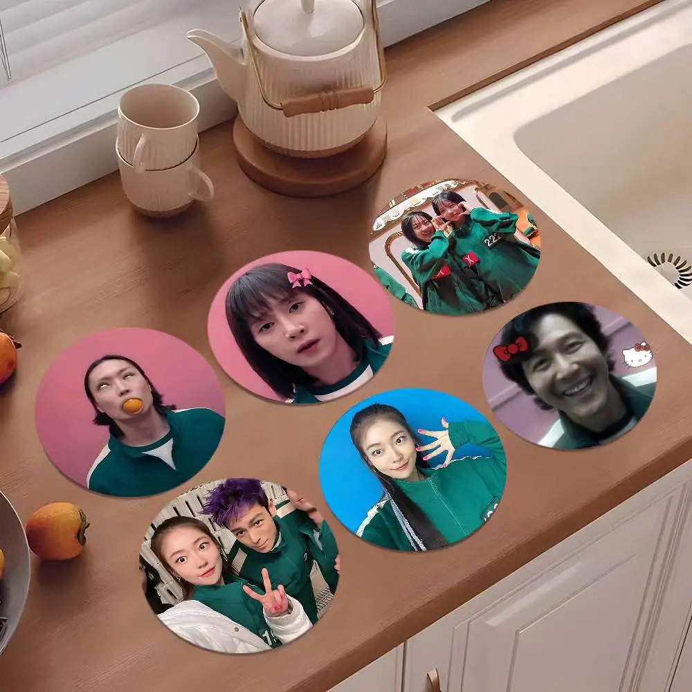 Cute J-Jo Yuri Roh …