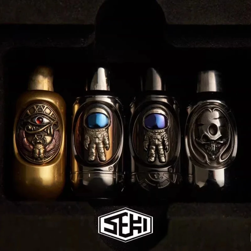 SEKI EDC Space Egg Mechanical Push-Button Ejection Metal Fingertip Card Pusher EDC Stress Relief Toy
