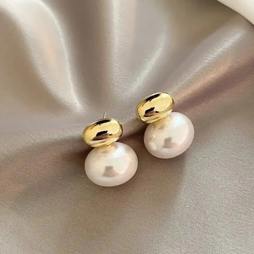 French Elegant Gold Color Bean Spliced Flat Pearl Earrings for Korean Fashion Jewelry Party Women's Sweet Accessories