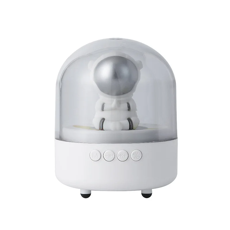 Astronaut Wireless Bluetooth Speaker Desktop Ornament Small Soundbox Can Be Inserted Card To Play Audio