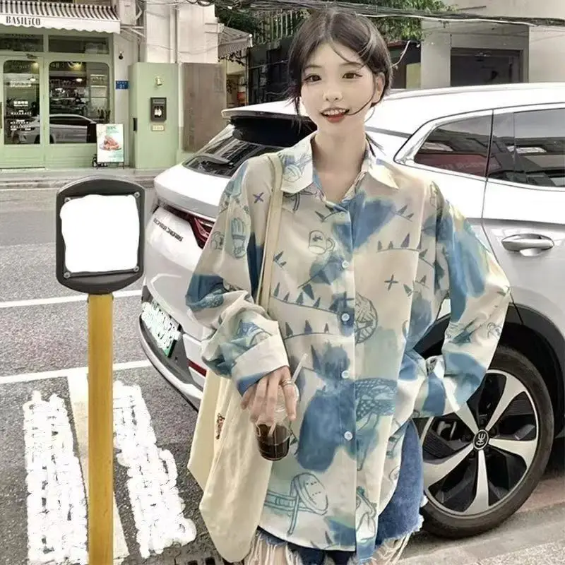 Damen-Graffiti-Hemd, Knopfleiste, Revers, Damenbluse, Frühling, Pendler, langärmelig, neue, schlanke und lockere, lässige, innovative Hemdoberteile