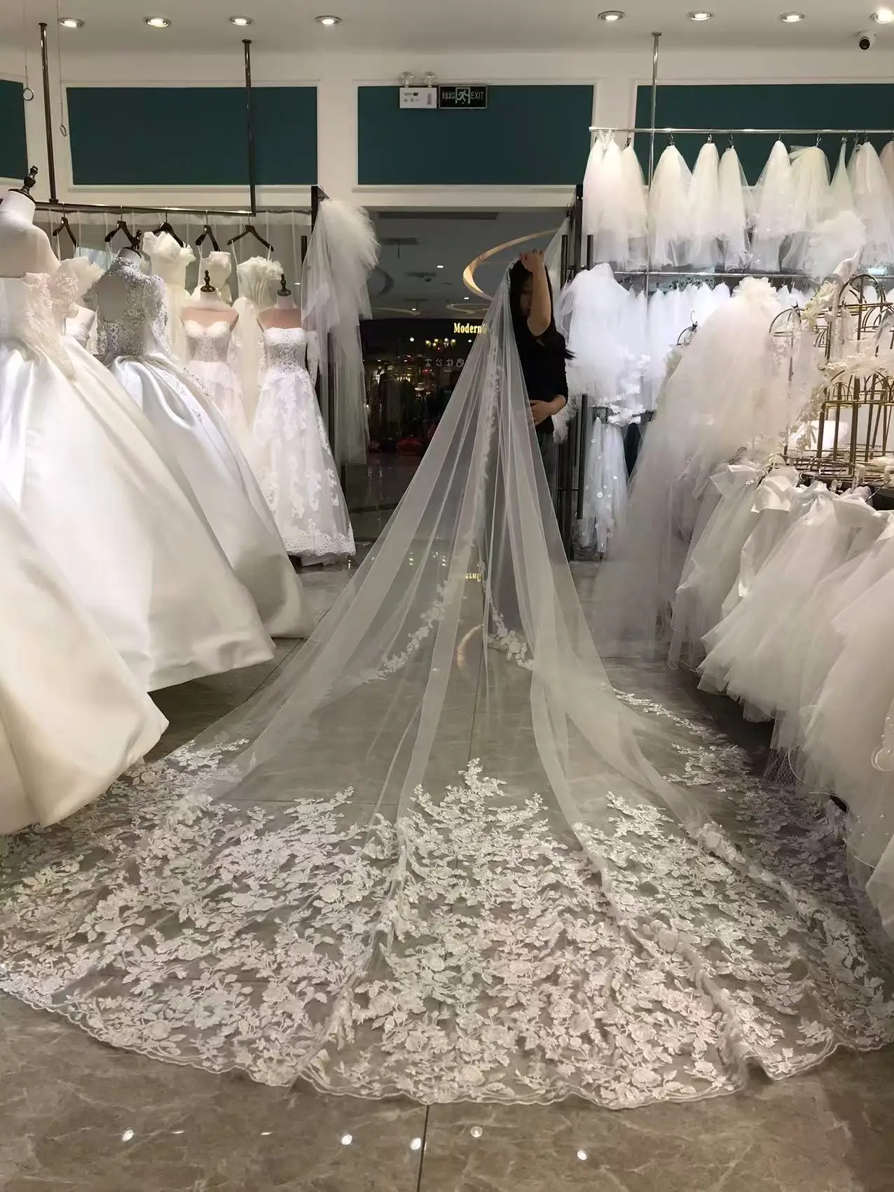 Kisswhite Lace Long Veils Custom Made 4.8 Meters Bridal Veils