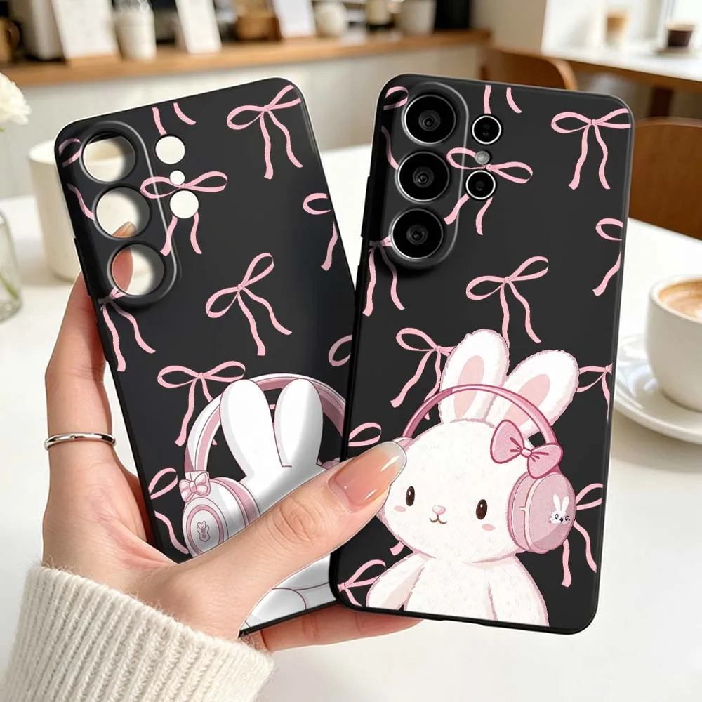 Cute Rabbit With Bow Pattern Phone Case For Samsung Galaxy S26 S25 S24 S23 S22 S21 S20 Pro Ultra Plus FE Black Silicone Cover