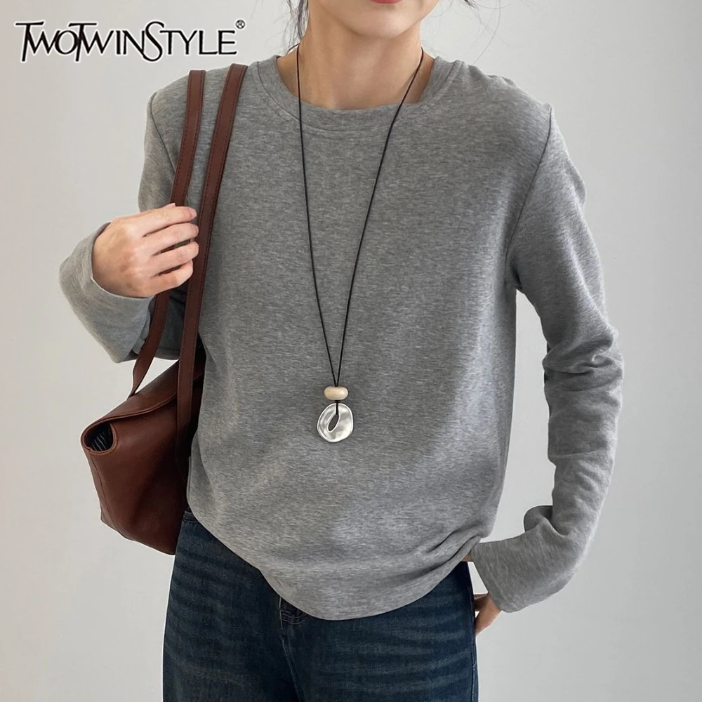 

TWOTWINSTYLE Solid Spliced Folds T Shirt Female O Neck Long Sleeve Loose Korean Minimalist Women's T Shirts Autumn Fashion New