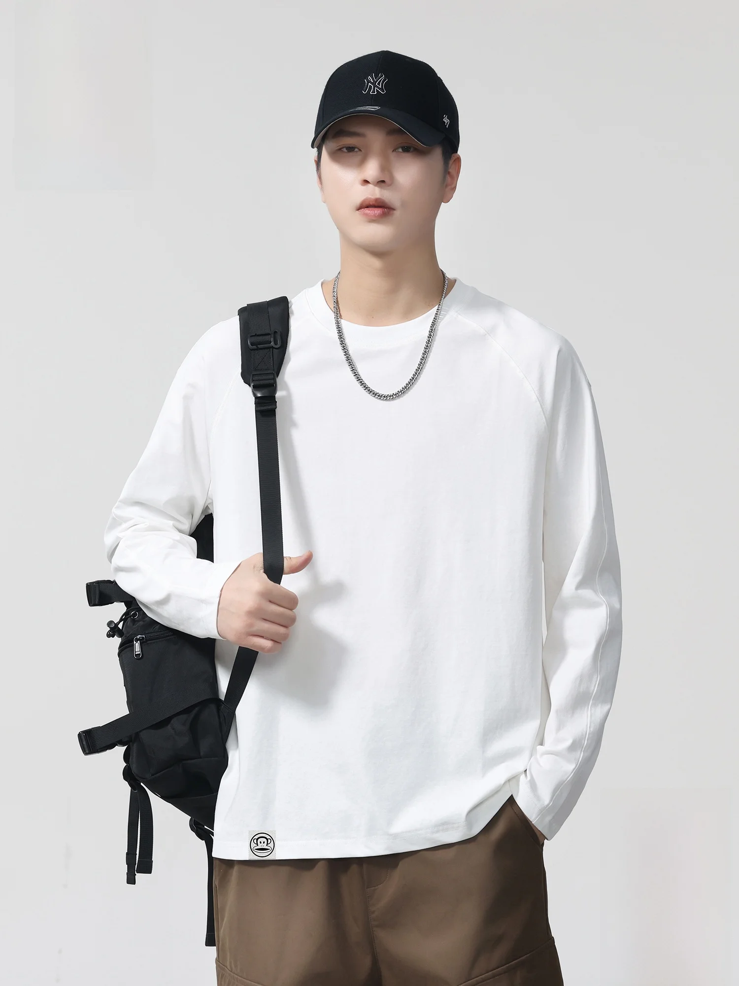 

Мужская футболка Paul Frank свободного кроя с длинным рукавом и круглым вырезом, повседневная, весенняя, новая, белая, удобная, дышащая, базовая