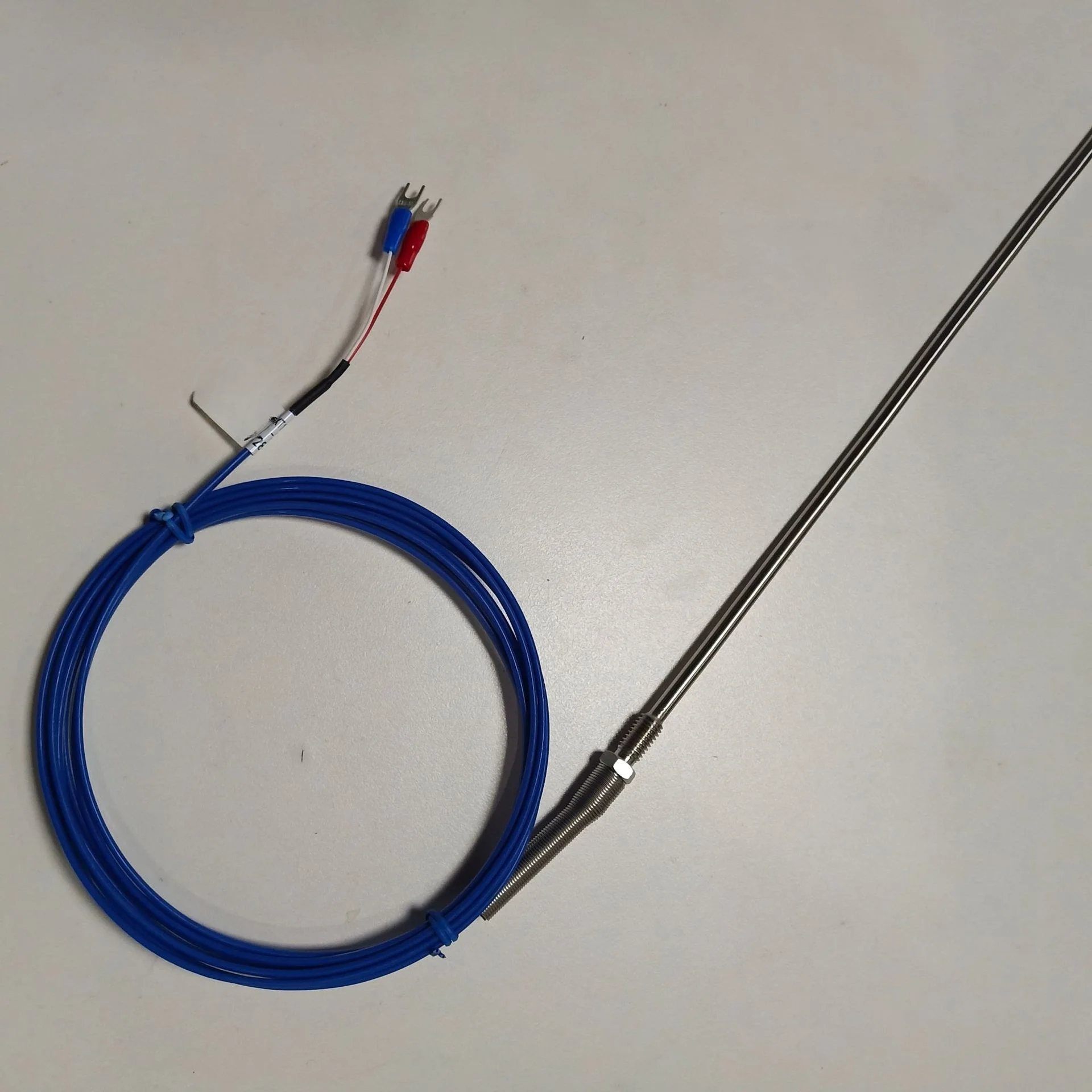 Outlet type K-type thermocouple, pipe diameter 5MM pipe length 200MM thread M8P1.25 outlet 3 meters