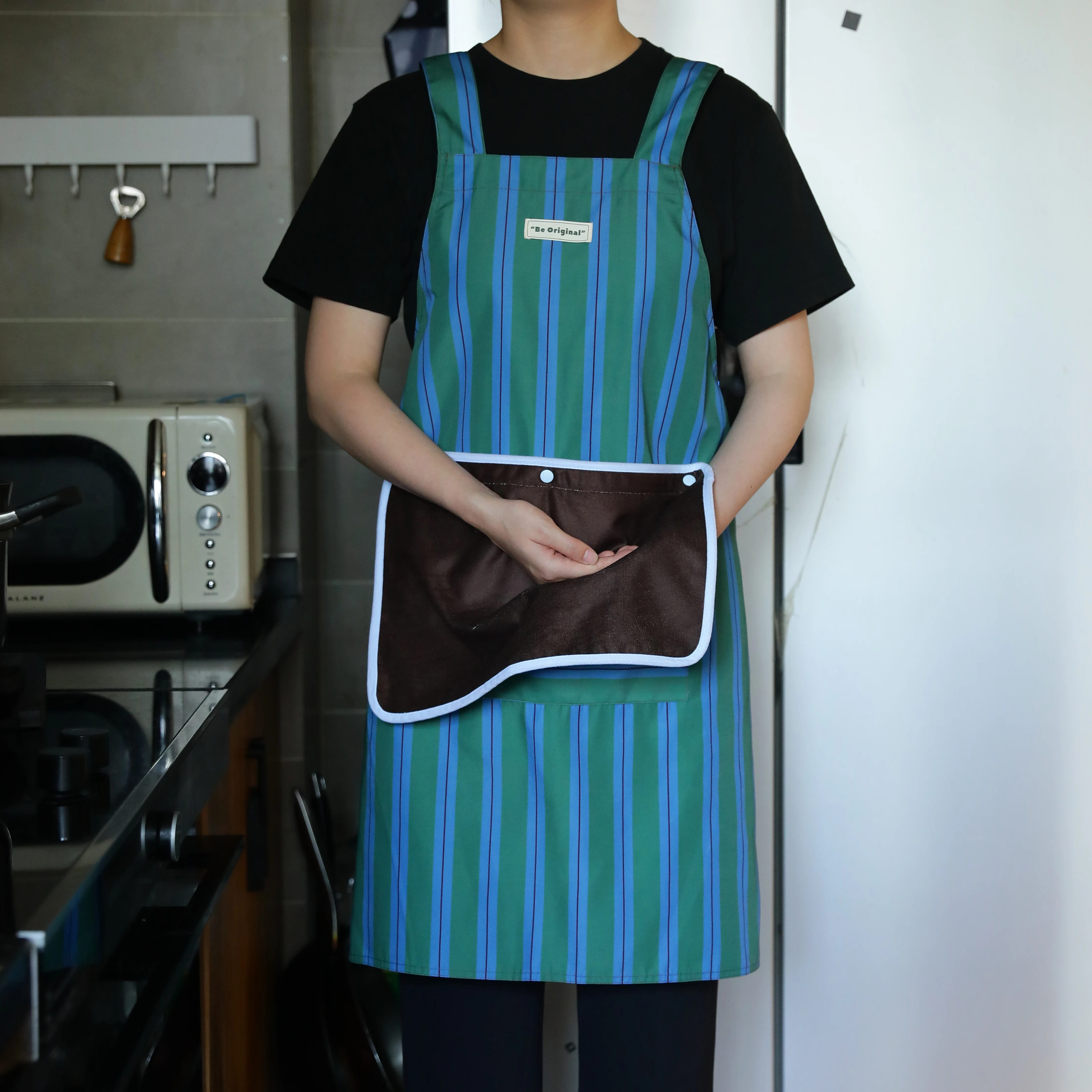 

1 шт. контрастный фартук с вертикальной полосой — съемное полотенце для рук, фартук без завязок, подходит для приготовления пищи на кухне и садоводства