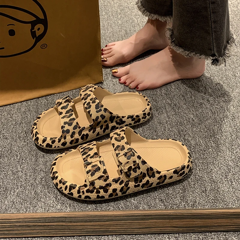 Summer Slippers Women\'s Leopard Print Platform Slippers Casual Thick Sole Indoor and Outdoor Sandals Couple Beach Shoes