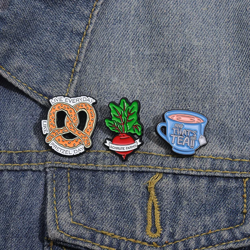 Coffee Biscuits Carrot Food Enamel Pins LIVE EVERYDAY LIKE PRETZEL DAY Brooches Lapel Badges Decoration Jewelry Gift for Friend