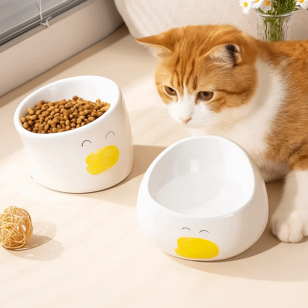 

Slanted Mouth Ceramic Cat Bowl Anti Black Chin Raised Design Dog Food Bowl Cartoon Non-Slip Creative Cat Bowl for Cat Dog