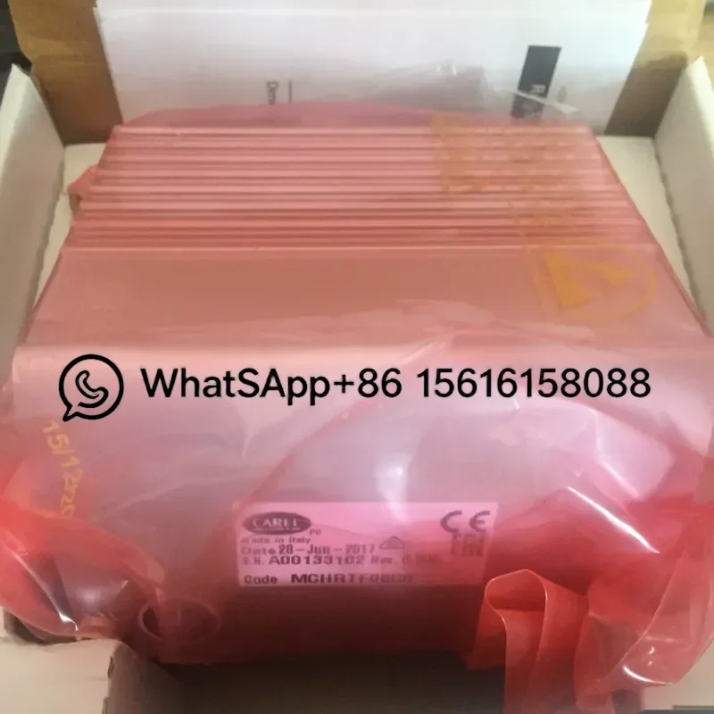 Italian CAREL Governor MCHRTF08C0 MCHRTFO8CO MCHRTF08CO Refrigeration Controller Replacement Part for Cold Room Compressor