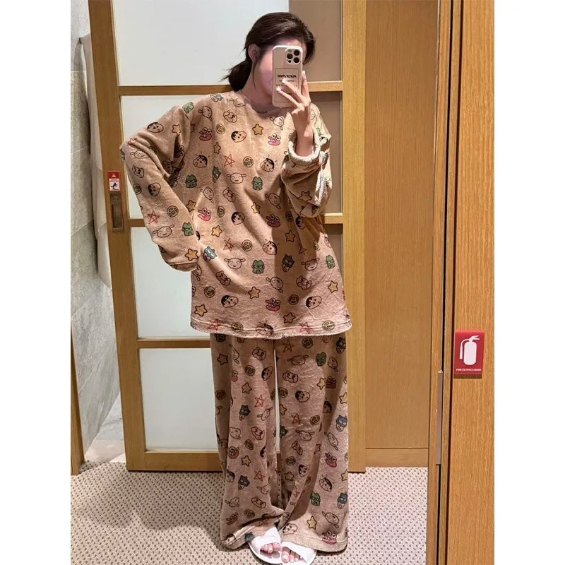 

Kawaii Crayon Shin-chan Pajamas Anime Girl Cute Cartoon Crayon Shin-chan Printing Keep Warm Pajamas Female Outable Home Suit Set