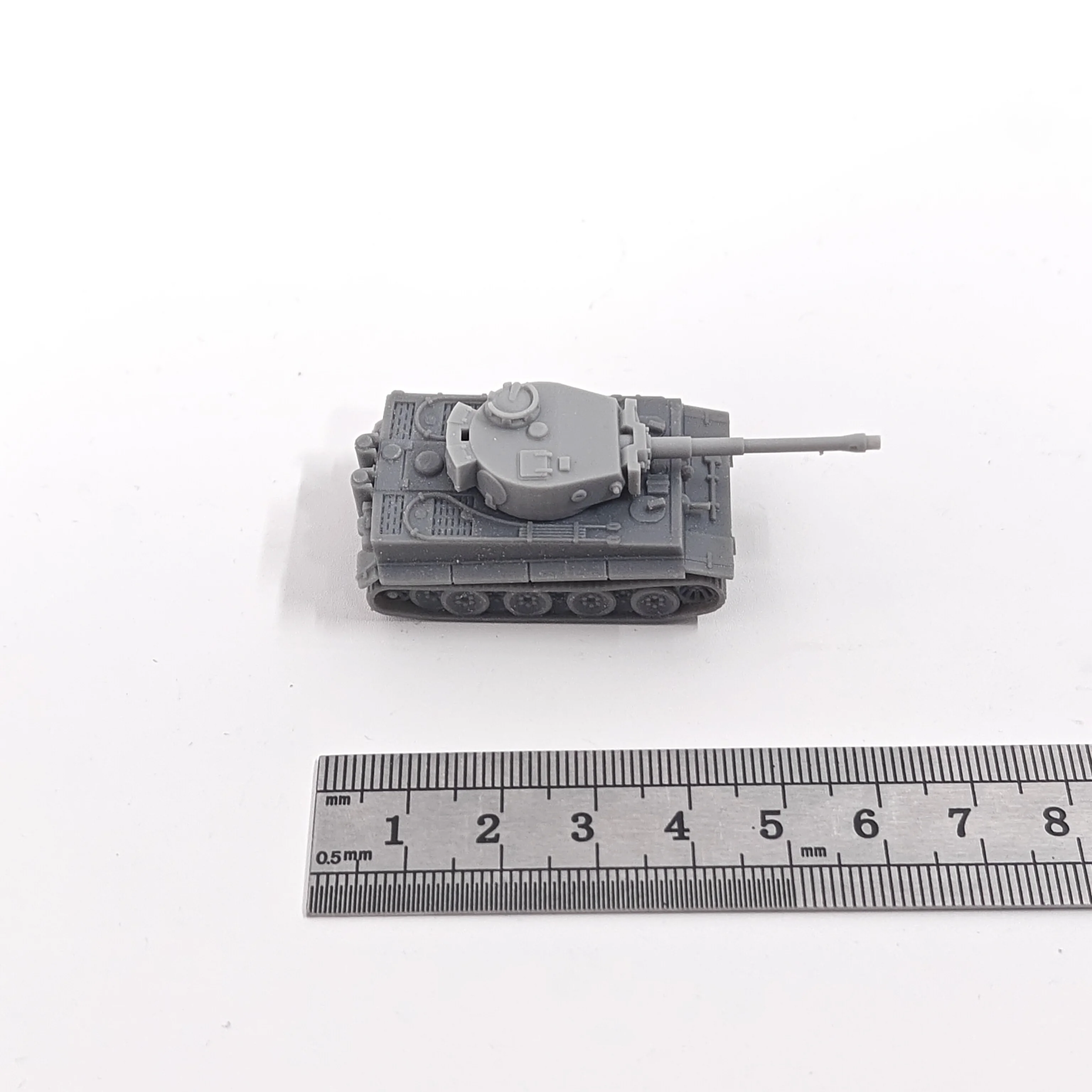 KIT MODELLO carro armato Tiger I in scala 1/144