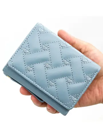 Love Embroidered Wallet Women's Short Zero Wallet Women's Triple Fold Bag Multi Card Large Capacity Versatile Fashion Wallet