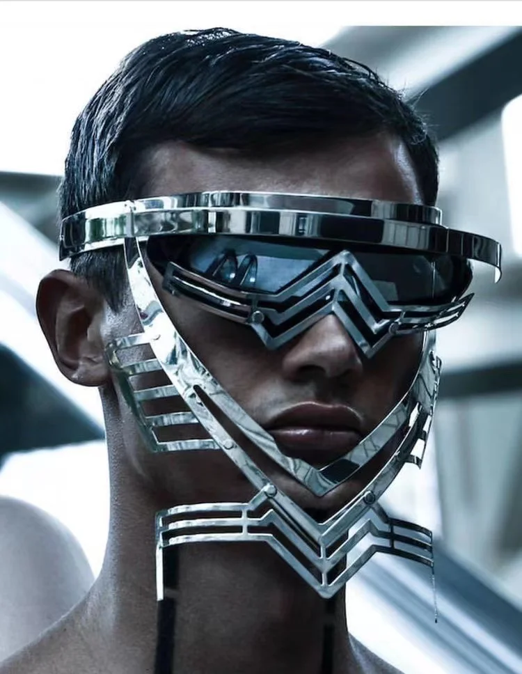 Seksowny srebrny damski kostium z rękawami typu flying sleeve, strój do występów, cosplay dla dorosłych, kosmiczny, z falbankami, na szelkach, gotycka moda, skórzany kostium.