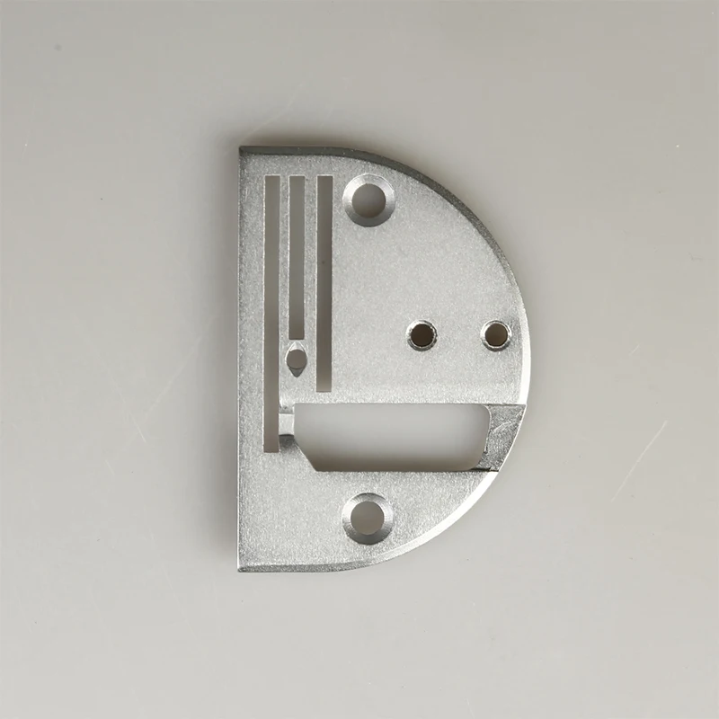 1PCS SPB-042 (2-Hole Opening) Synchronous Puller (New Blue Sky) Needle Plate Suitable for Industrial Sewing Machine Accessories