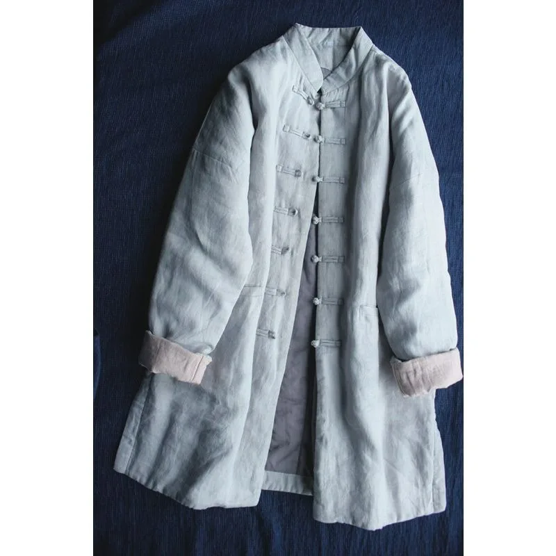 النمط الصيني القطن الكتان سترة المرأة 2025 جديد الخريف موضة رقيقة منتصف طول معطف مع مشبك ملابس الشتاء غير رسمية