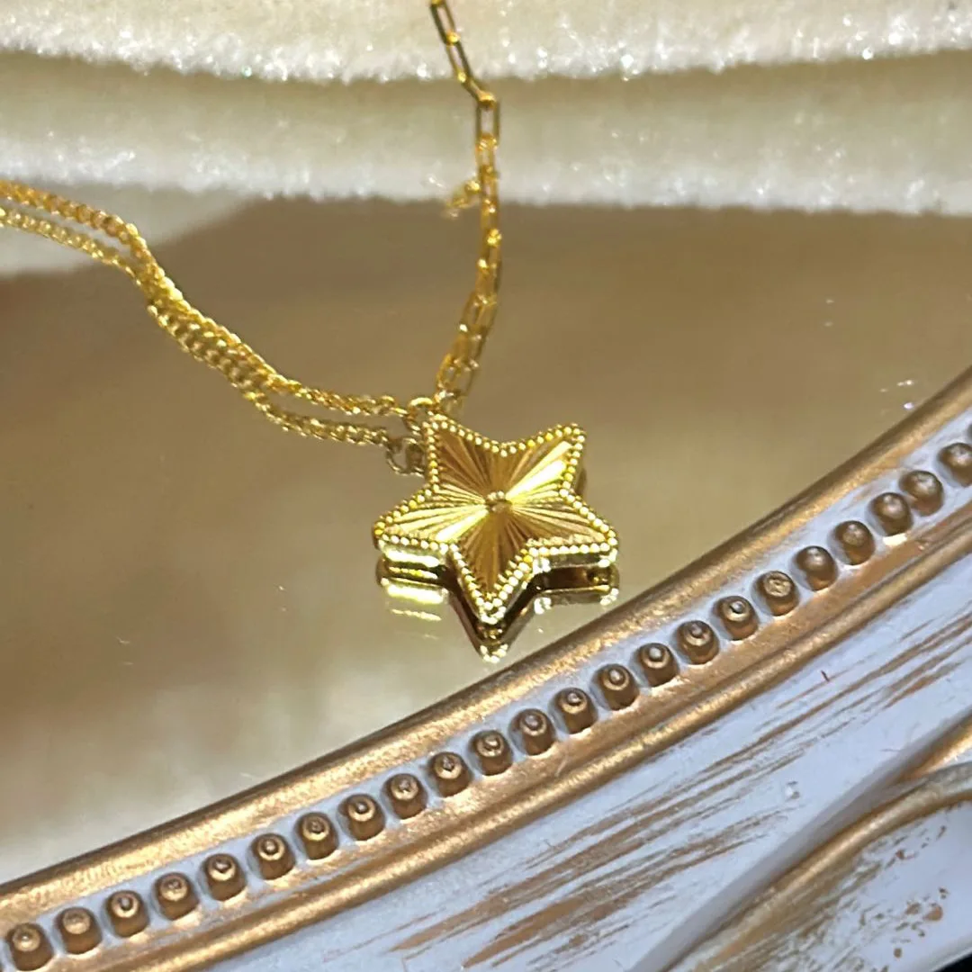 Creative Design dazzling Sparkling Star Pendant Exquisite Simplicity Light Luxury Starlight Collar Chain Wedding Jewelry Gift