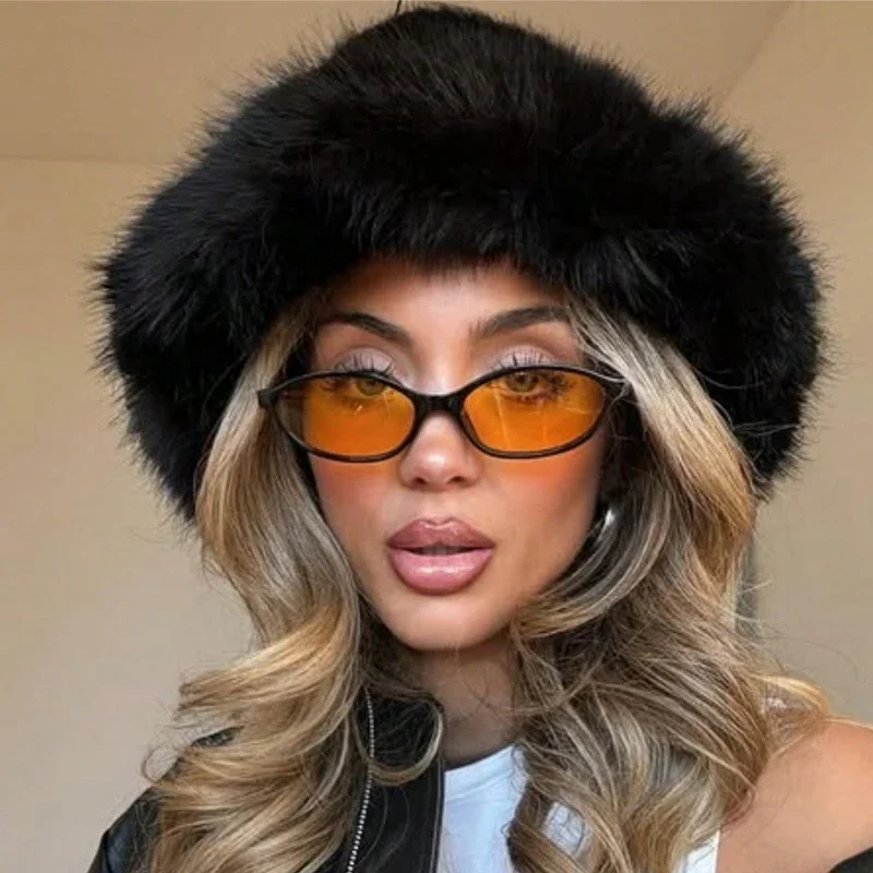 Women's Street Retro Small Frame Oval Fashionable Orange Glasses for Outdoor Activities Women's Daily Wear Sunglasses